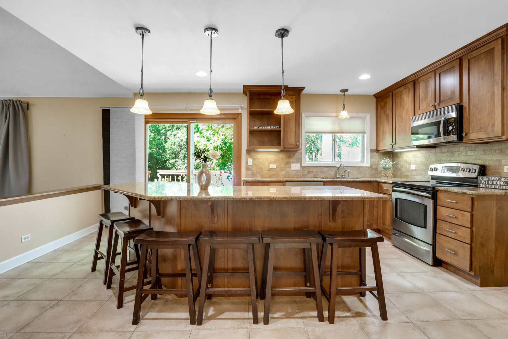 2nd image of 1117 Wishing Well Ln, Naperville, IL 60564 | MLS# 12707670