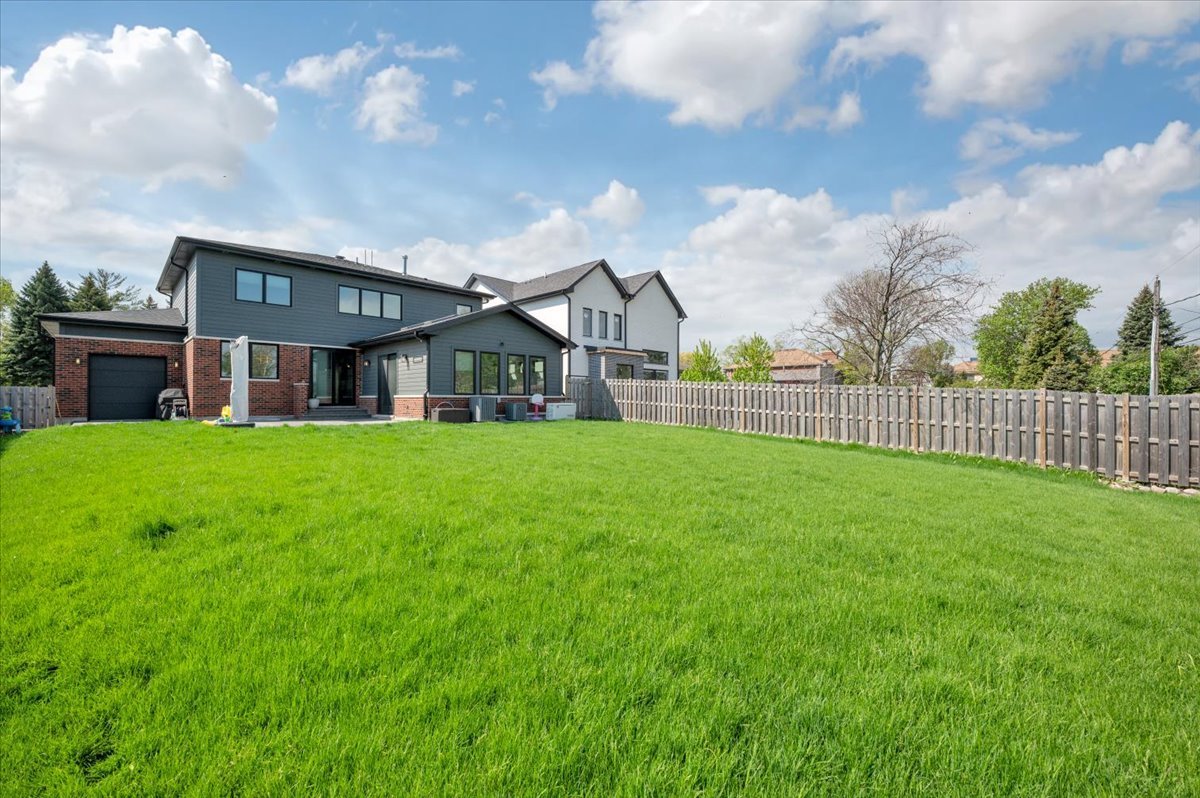 47th image of 616 Birchwood Ave, Des Plaines, IL 60018 | MLS# 12707726