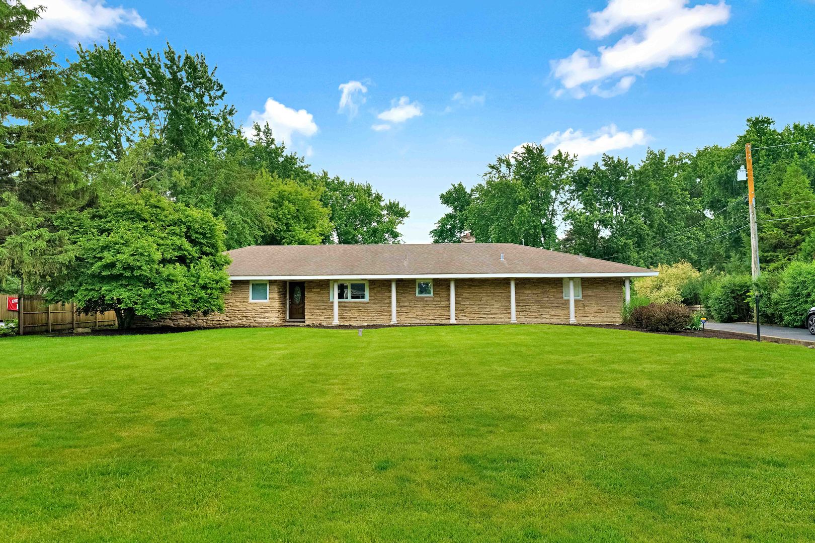 1st image of 22w689 Elmwood Dr, Glen Ellyn, IL 60137 | MLS# 12707736