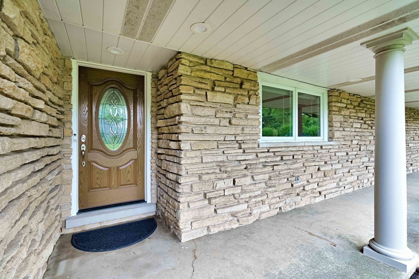 3rd image of 22W689 Elmwood Dr, Glen Ellyn, IL 60137 | MLS# 12707736