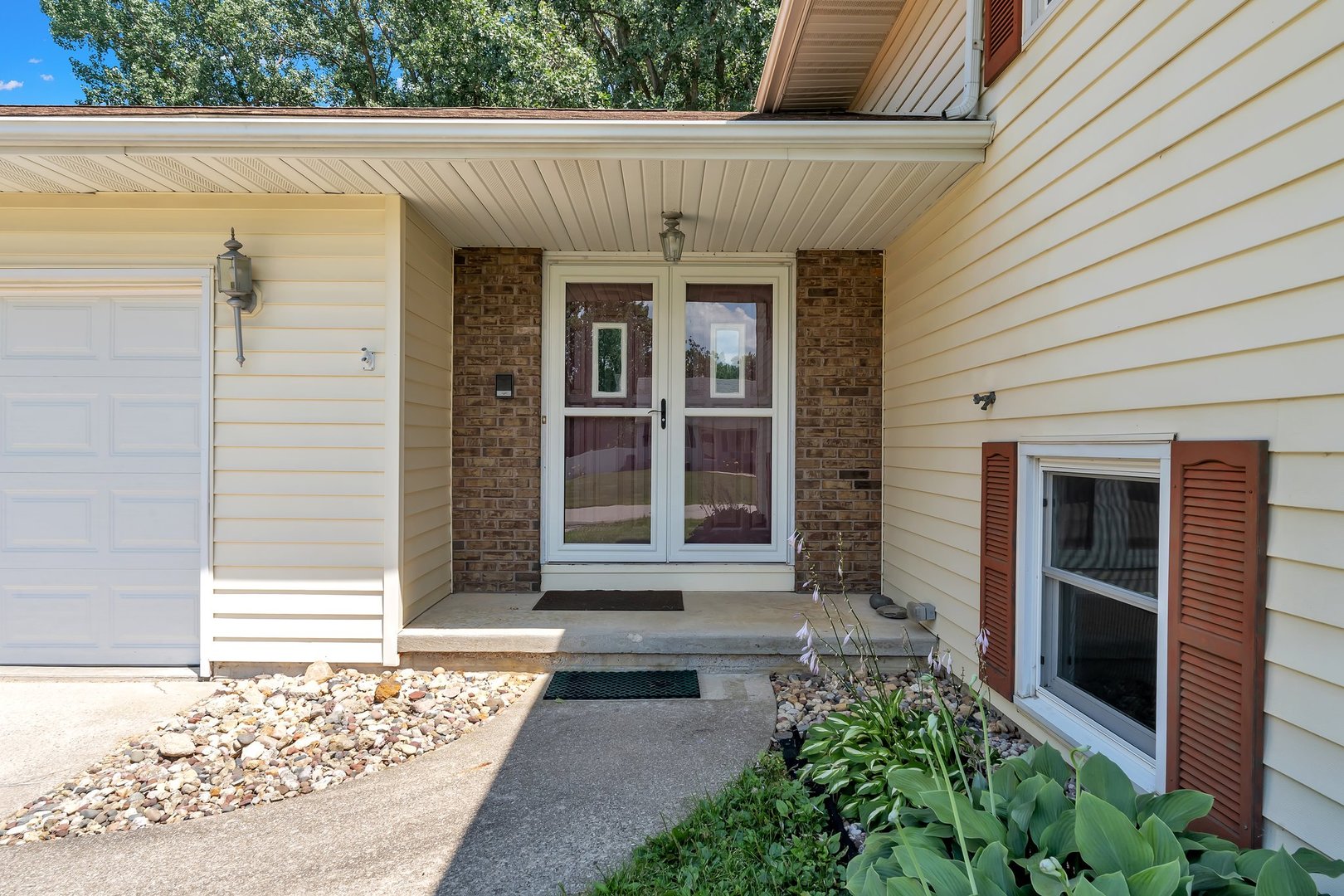 Homes for sale in Geneseo, IL | 76 Lynwood Ave, Geneseo, IL 61254 | MLS# 12707780