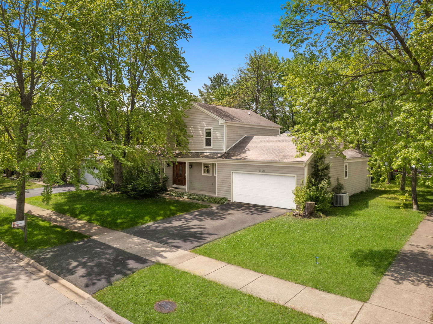 2nd image of 1390 River Oak Dr, Naperville, IL 60565 | MLS# 12707784