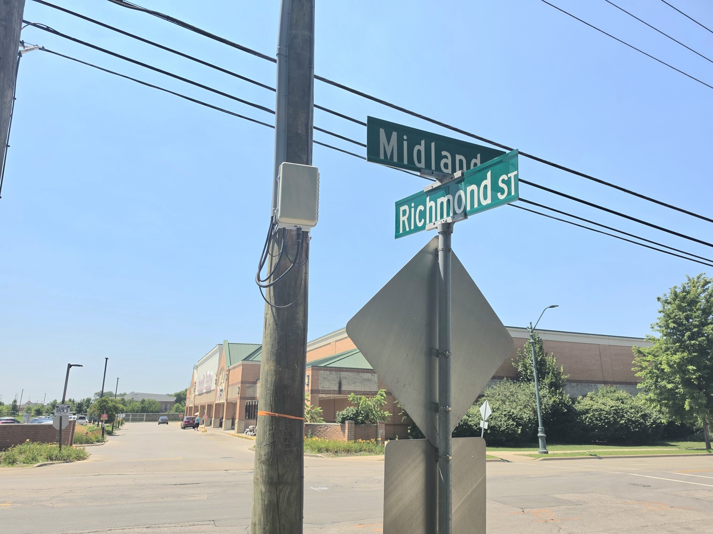 16th image of 1312 Richmond St, Joliet, IL 60435 | MLS# 12707801