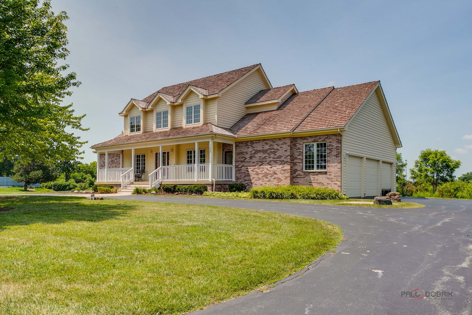 2nd image of 1400 Eagle Ridge Dr, Antioch, IL 60002 | MLS# 12707822