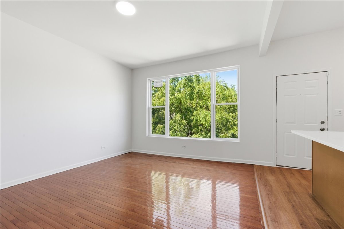 5th image of 6506 S Saint Lawrence Ave, Chicago, IL 60637 | MLS# 12707833