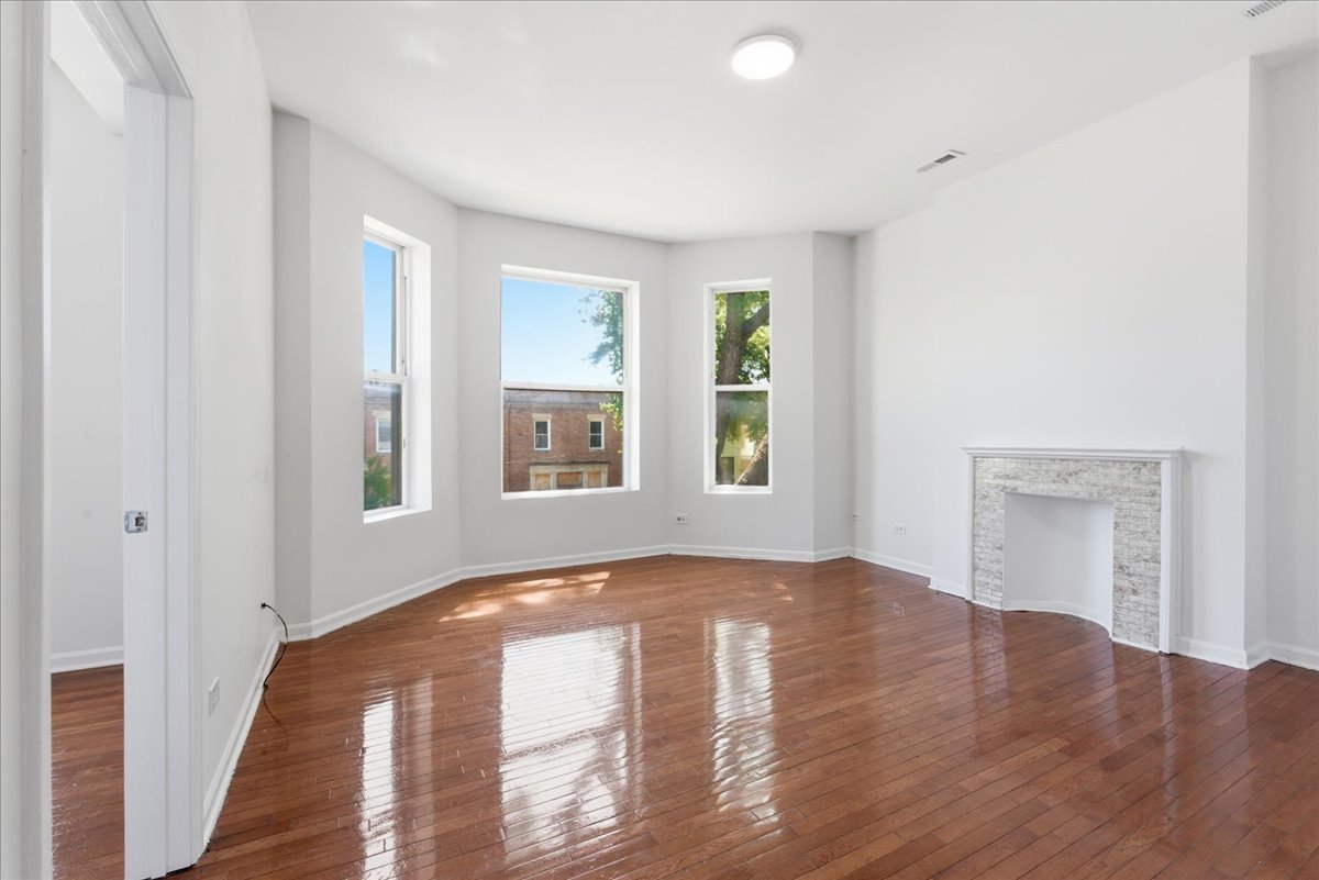2nd image of 6506 S Saint Lawrence Ave, Chicago, IL 60637 | MLS# 12707833