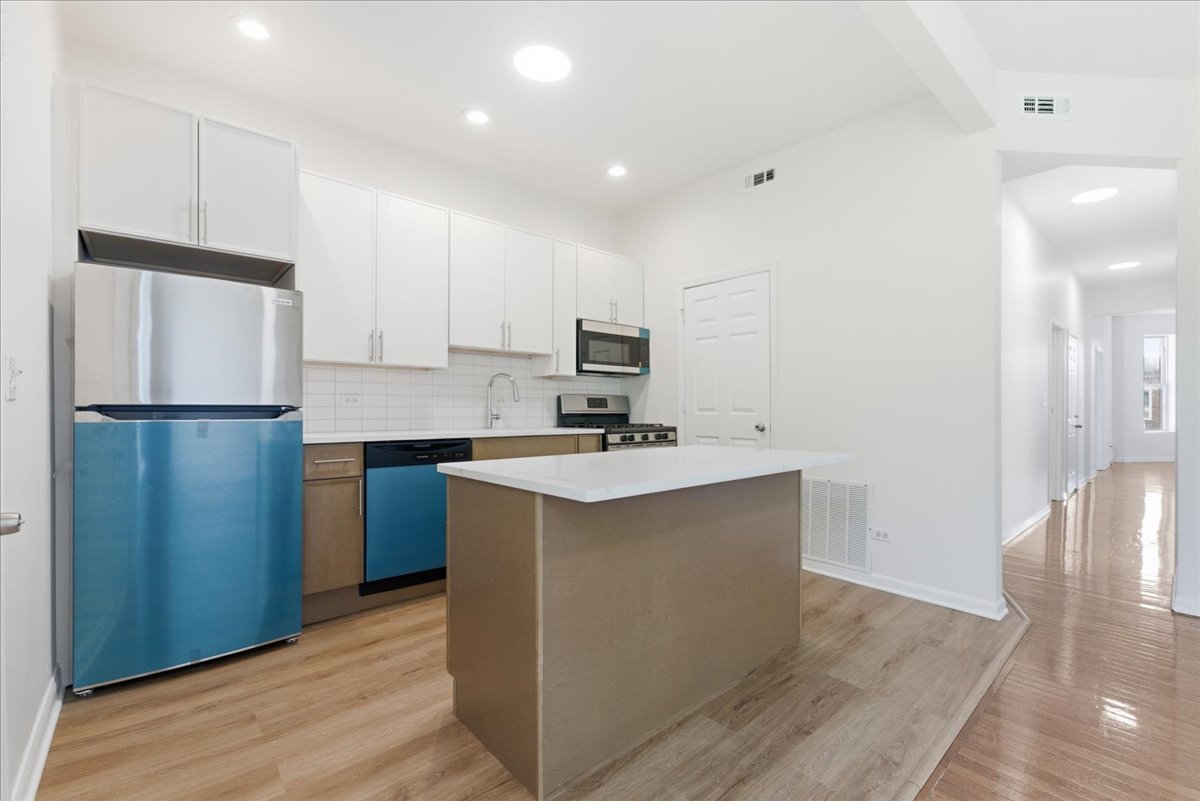 4th image of 6506 S Saint Lawrence Ave, Chicago, IL 60637 | MLS# 12707833