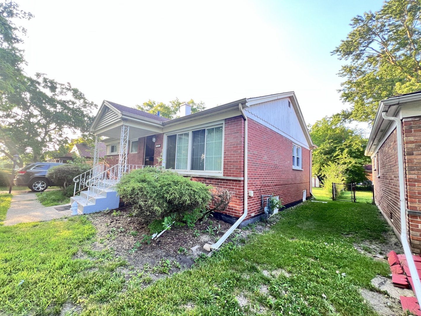 2nd image of 2737 Tennyson Pl, Hazel Crest, IL 60429 | MLS# 12707842