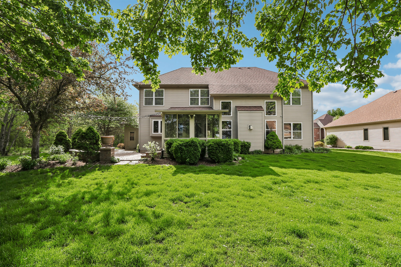 5th image of 426 Heatherwood Dr Se, Oswego, IL 60543 | MLS# 12707864