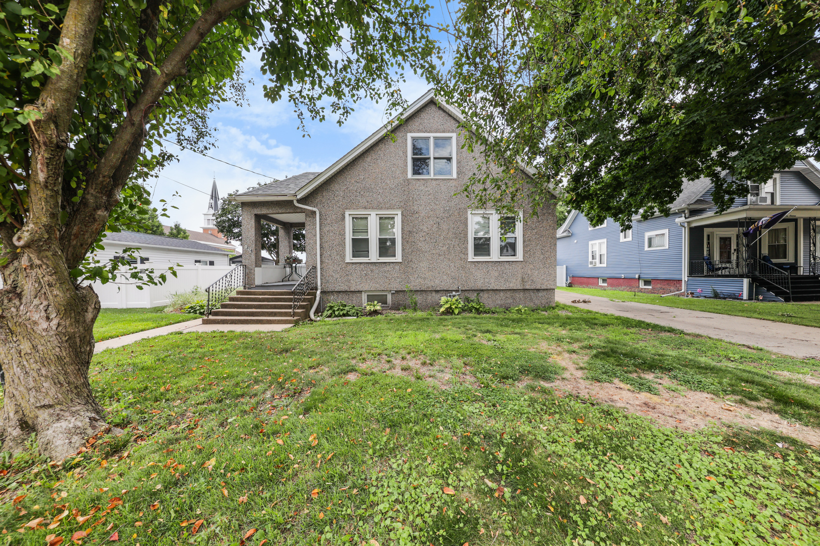 1st image of 1614 7th St, Peru, IL 61354 | MLS# 12707874