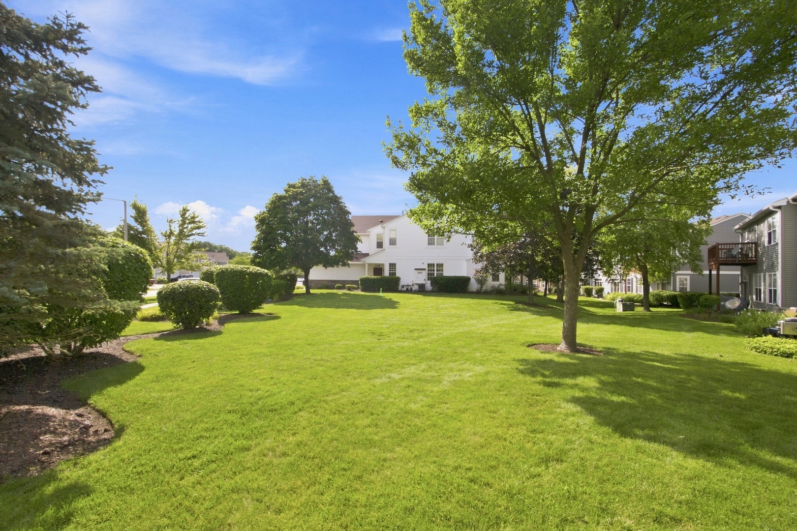 26th image of 903 Genesee Dr, Naperville, IL 60563 | MLS# 12707896