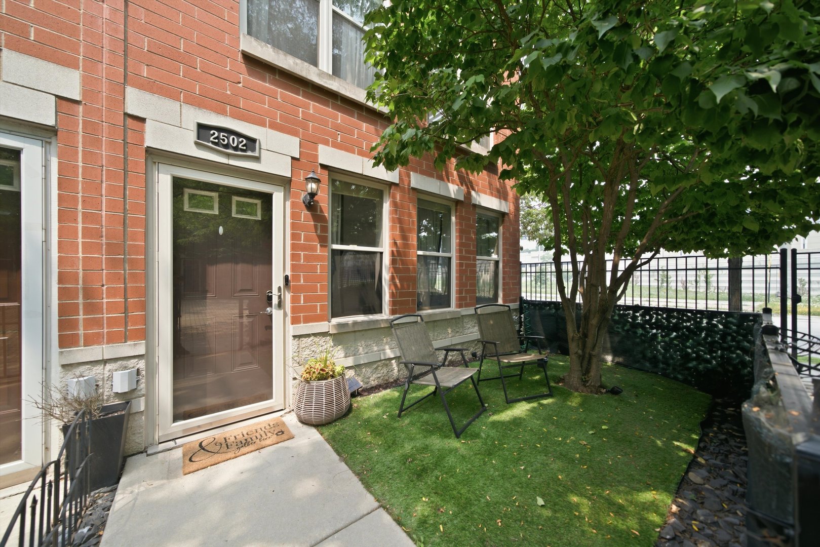 2nd image of 2502 S Calumet Ave, Chicago, IL 60616 | MLS# 12707918
