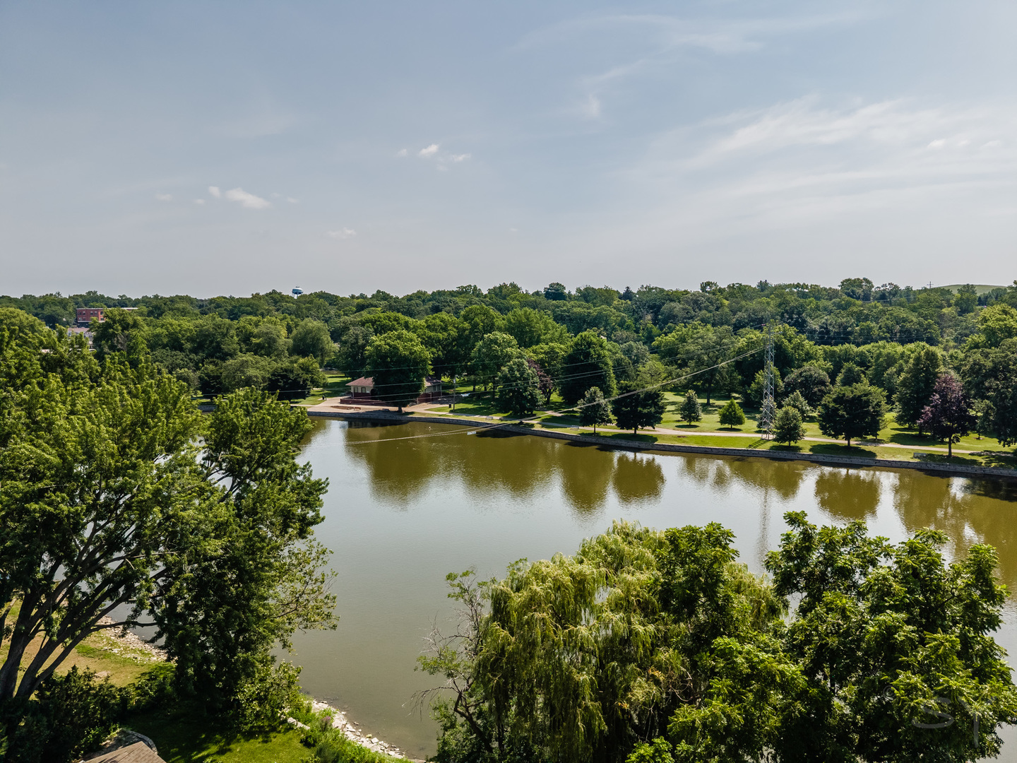 48th image of 330 S River Ln, Geneva, IL 60134 | MLS# 12707934