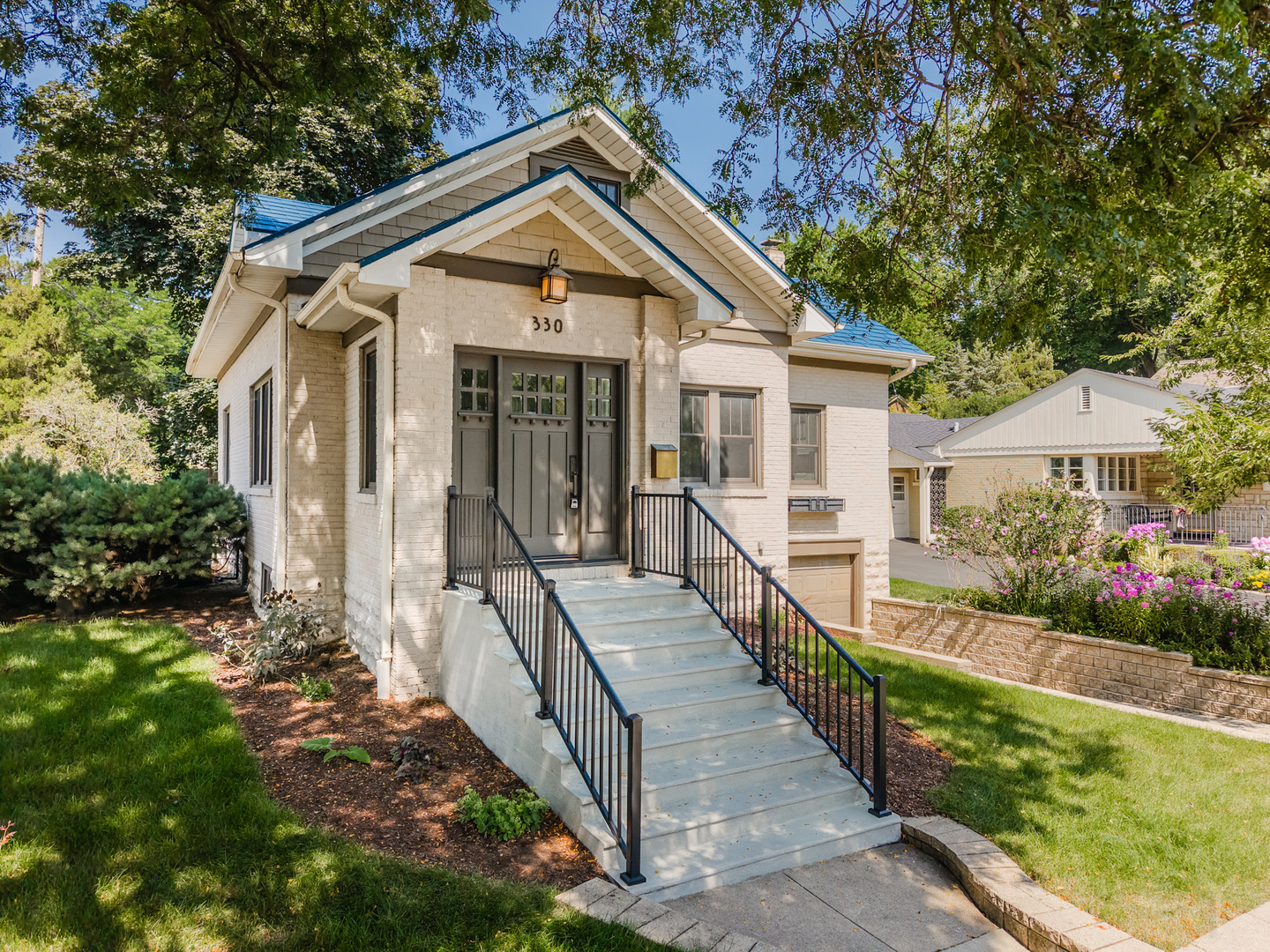 image of 330 S River Ln, Geneva, IL 60134 | MLS# 12707934