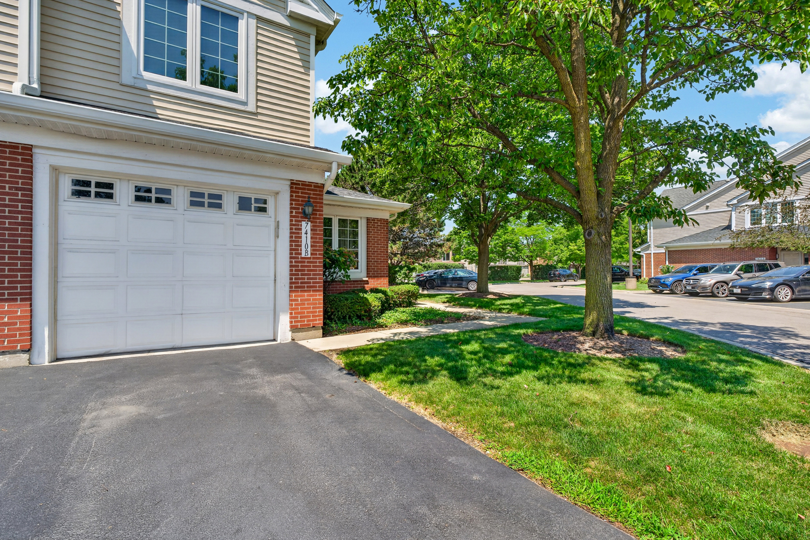 4th image of 7410 Lincoln Ave #B, Skokie, IL 60076 | MLS# 12707997