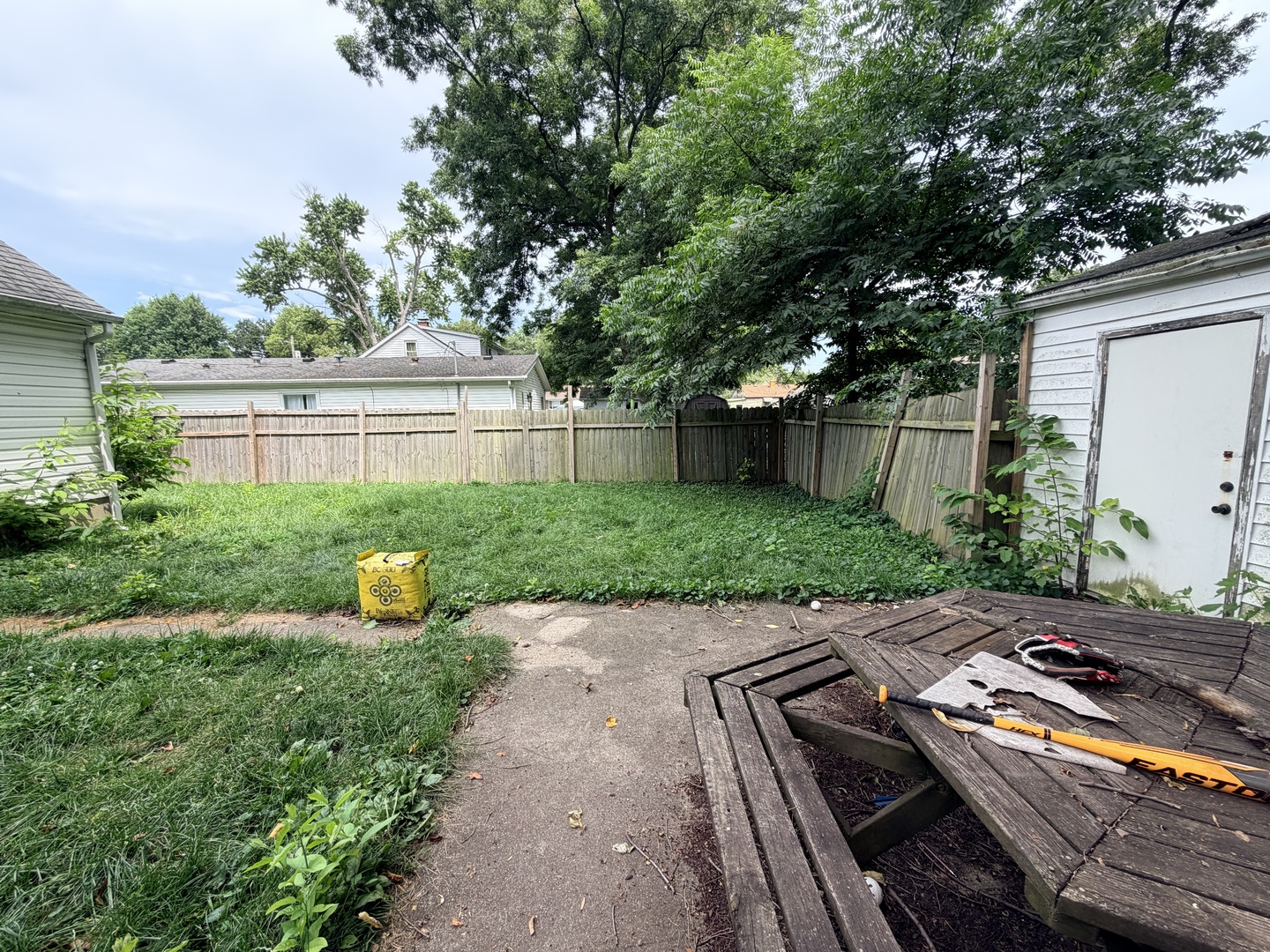 Homes for sale in Mascoutah, IL | 602 E Green St, Mascoutah, IL 62258 | MLS# 12708006