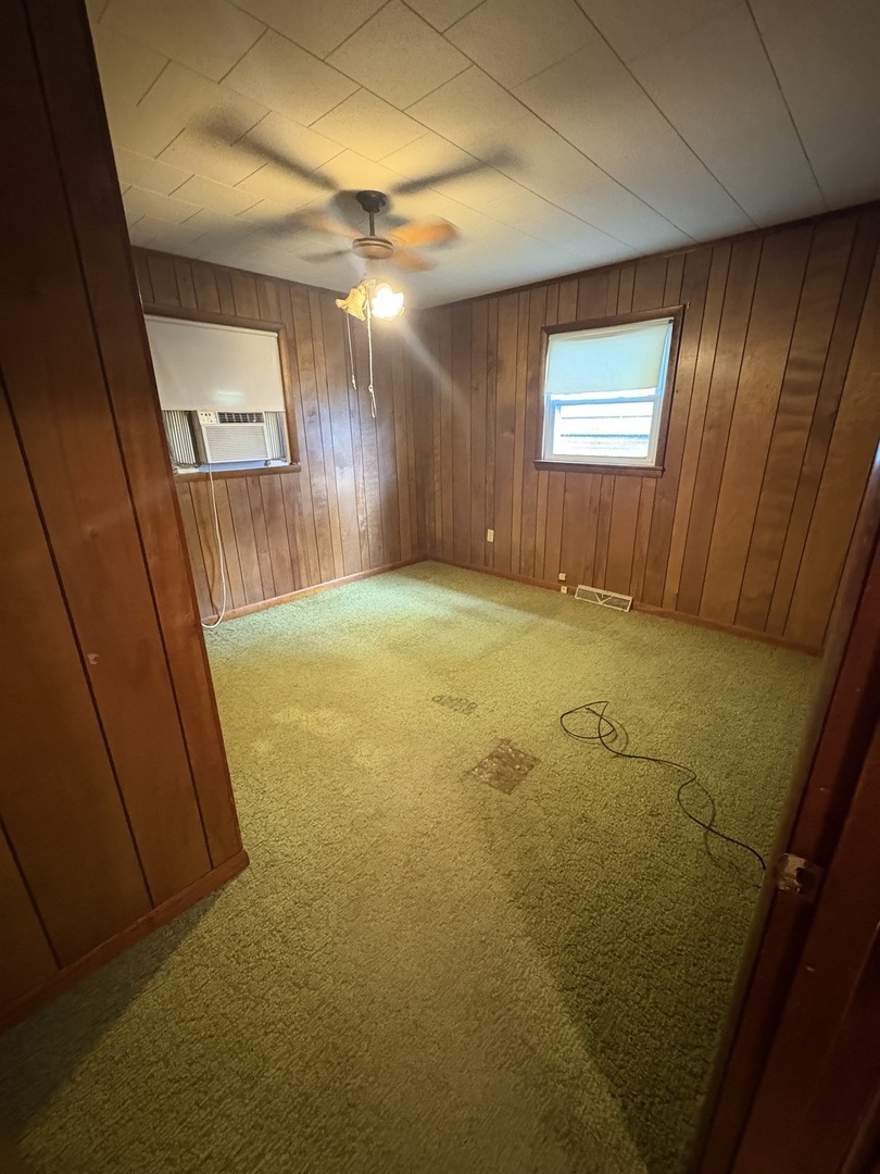 14th image of 709 N Locust St, Sesser, IL 62884 | MLS# 12708057