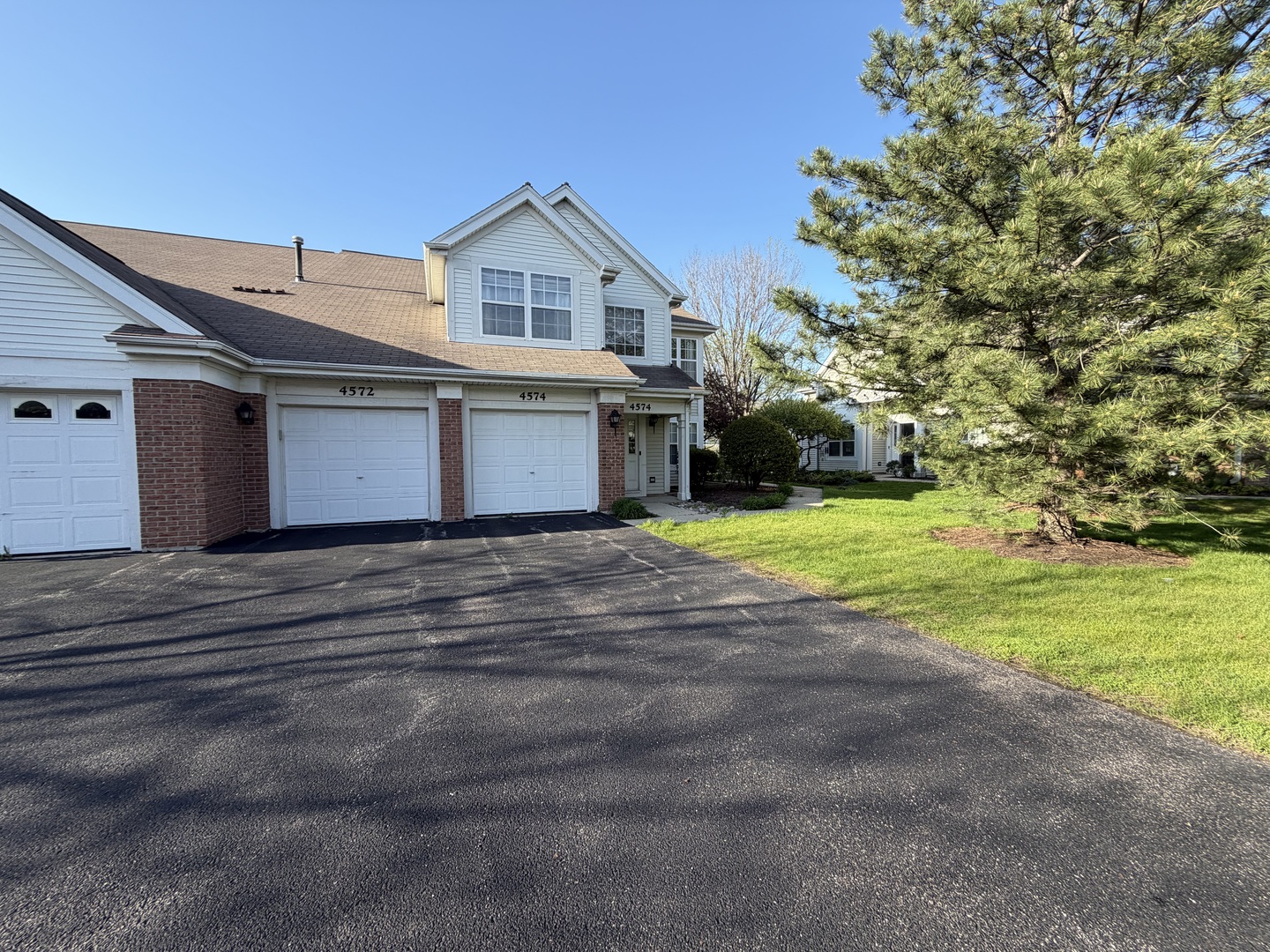 Homes for sale in Northbrook, IL | 4574 Concord Ln, Northbrook, IL 60062 | MLS# 12708061