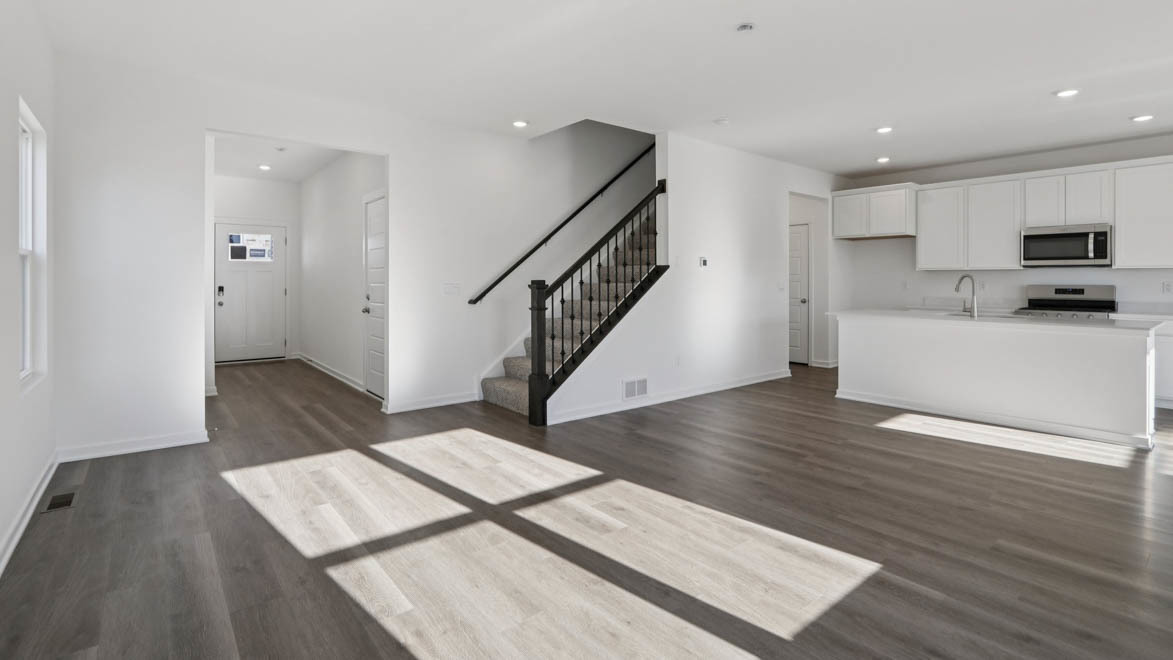 2nd image of 672 Heartland Dr, Burlington, WI 53105 | MLS# 12708063