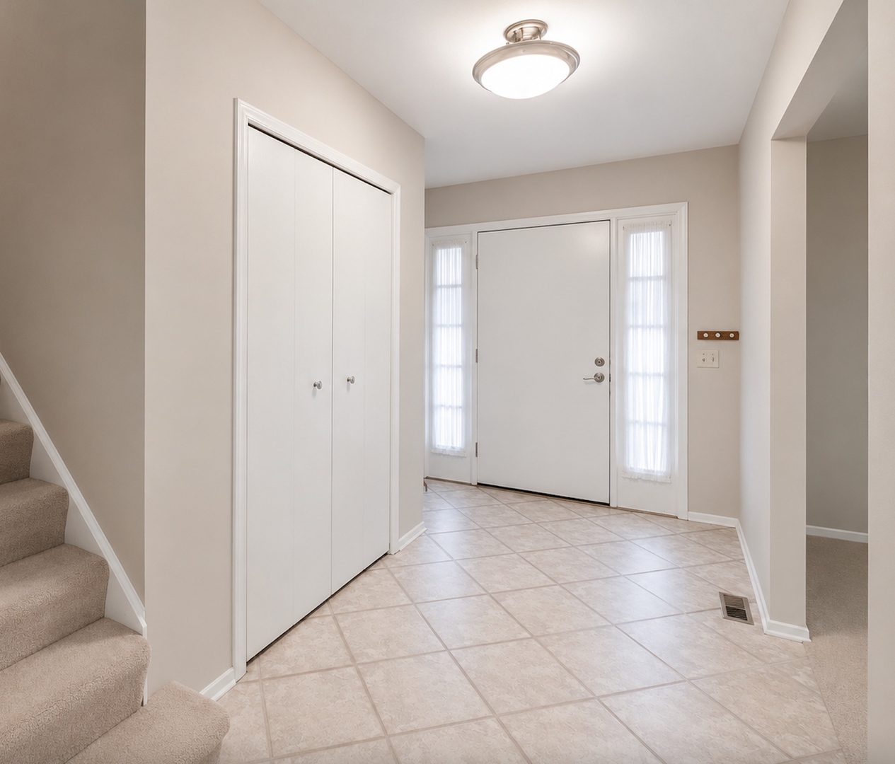 2nd image of 633 E 8th Ave, Naperville, IL 60563 | MLS# 12708072