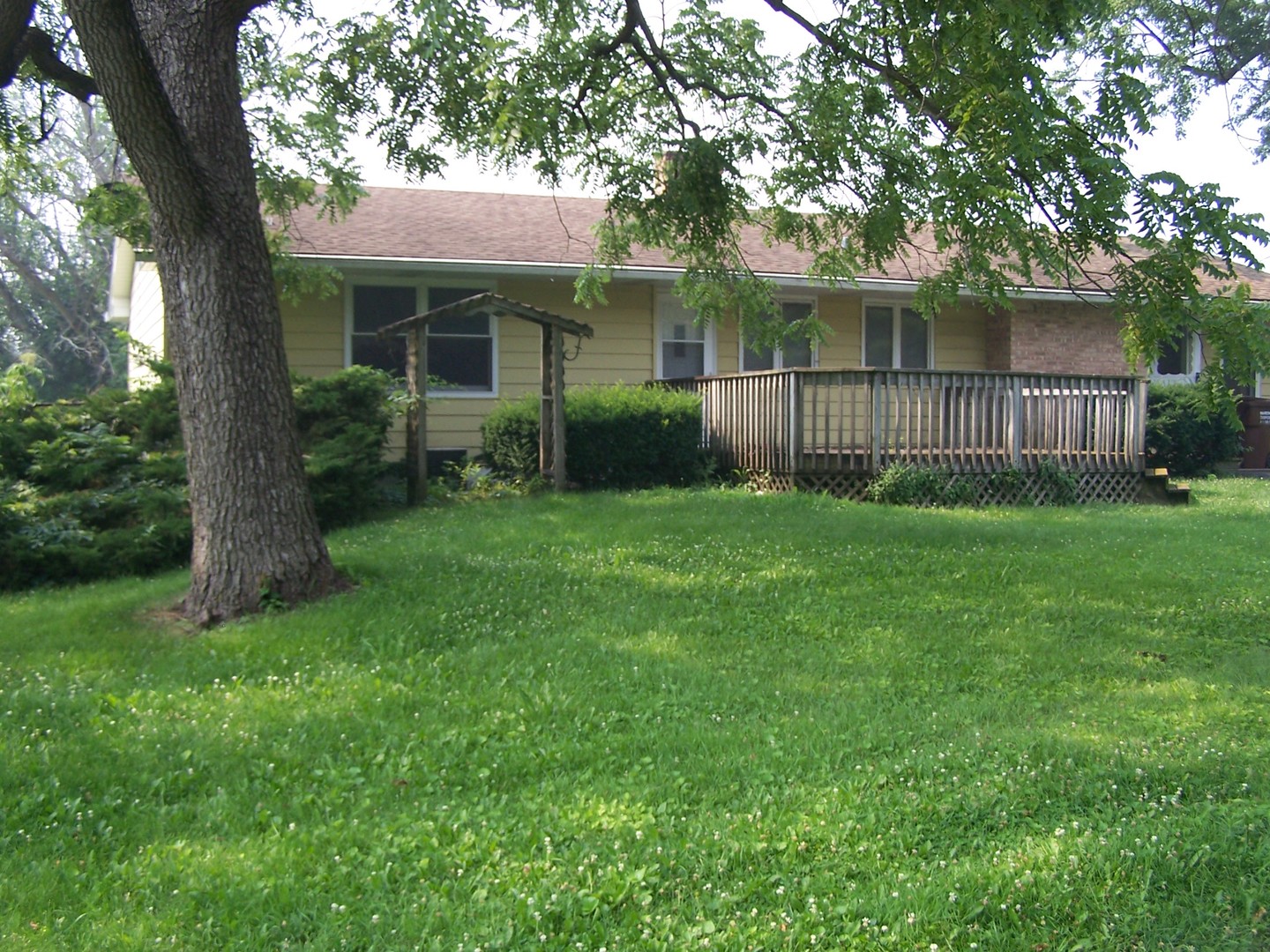 1st image of 2046 Deep Cut Rd, Woodstock, IL 60098 | MLS# 12708078