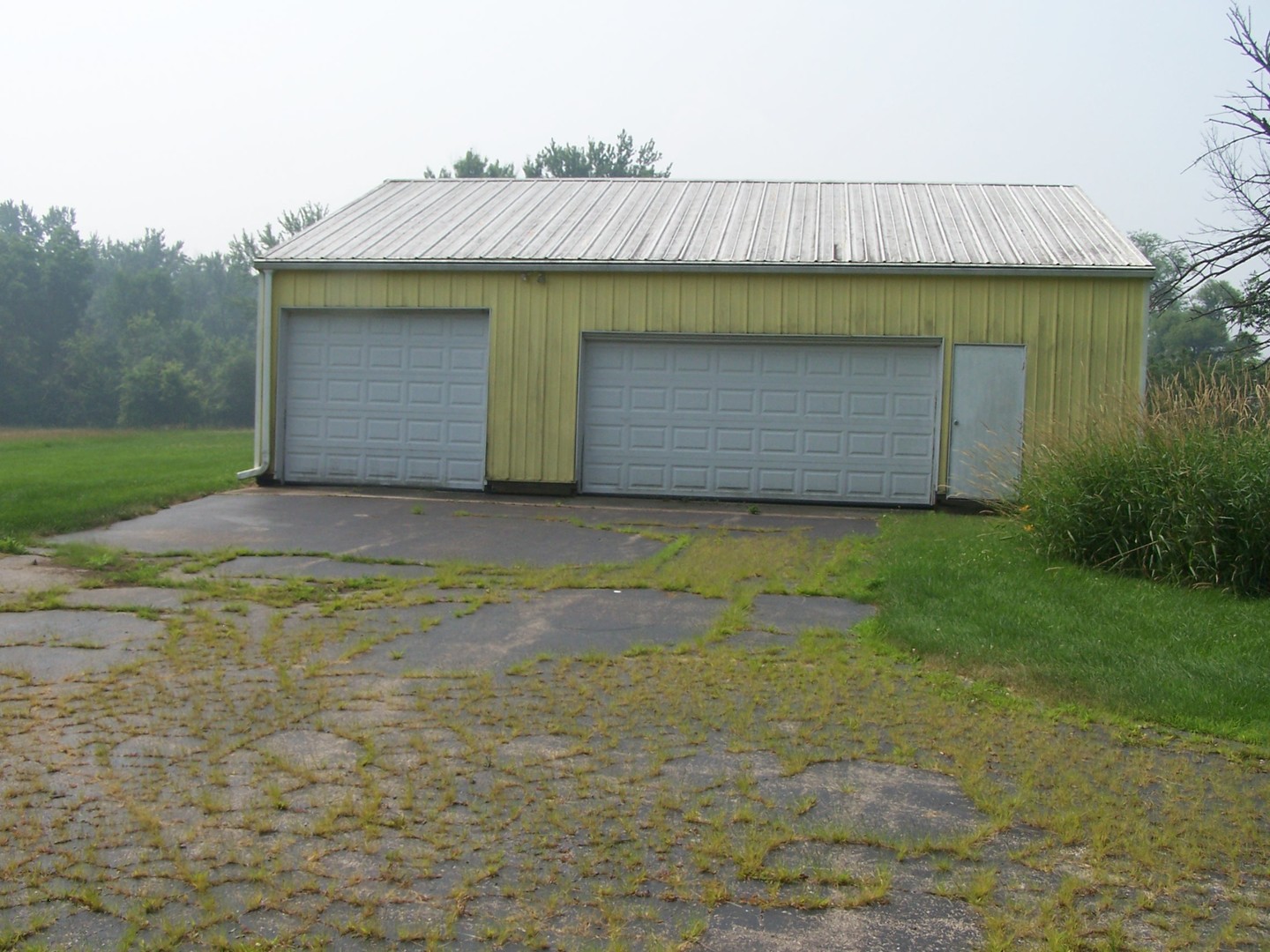 2nd image of 2046 Deep Cut Rd, Woodstock, IL 60098 | MLS# 12708078