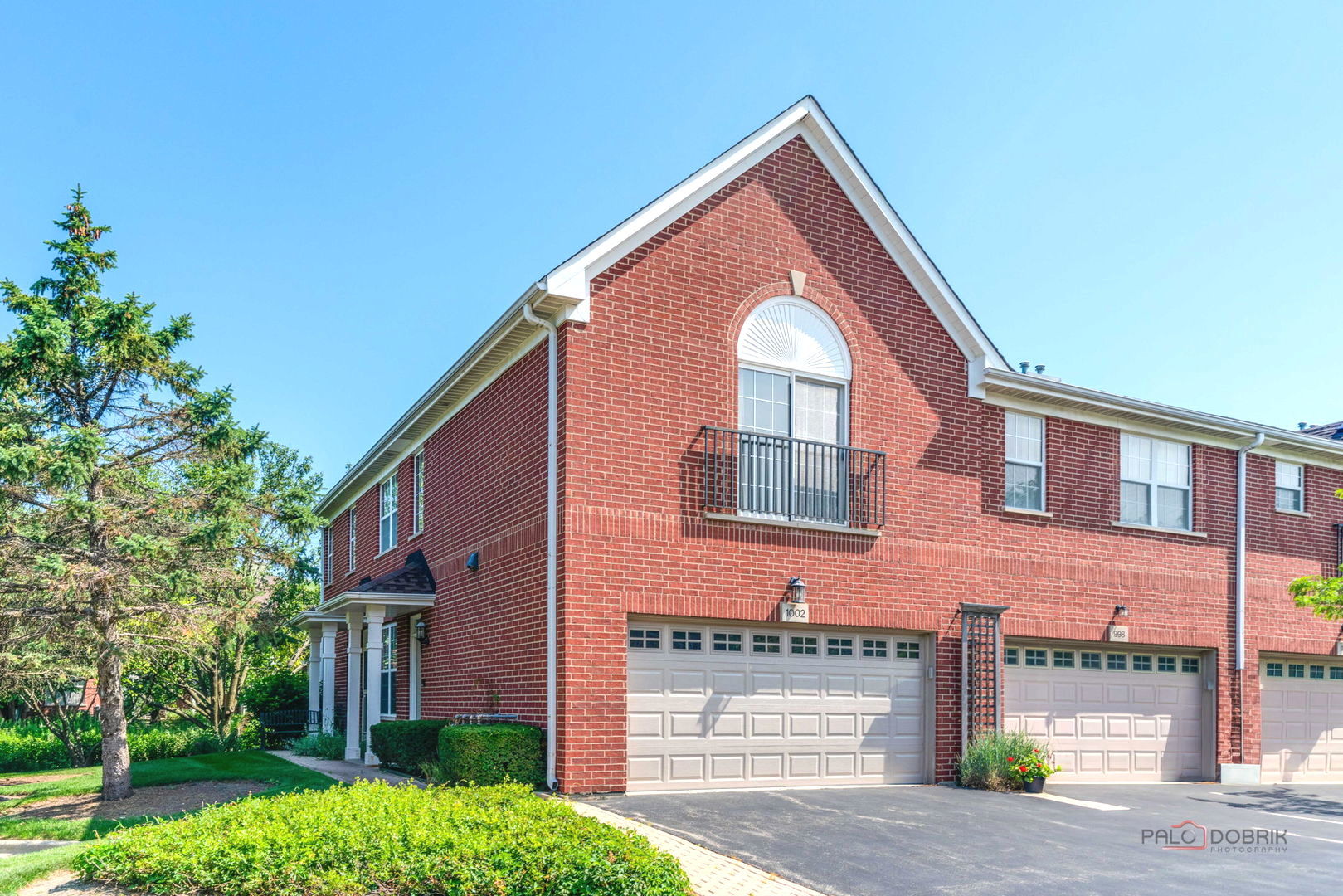 Homes for sale in Northbrook, IL | 1002 Kensington Dr, Northbrook, IL 60062 | MLS# 12708099