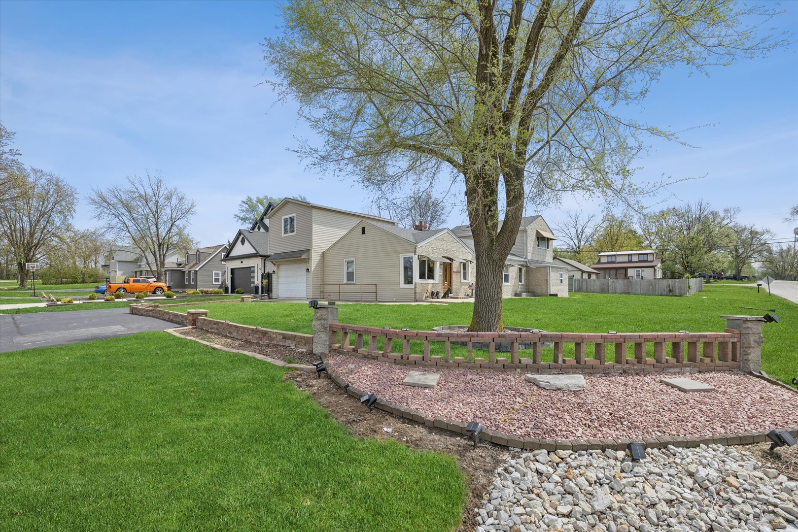 2nd image of 117 Sunrise Ave, Willowbrook, IL 60527 | MLS# 12708103