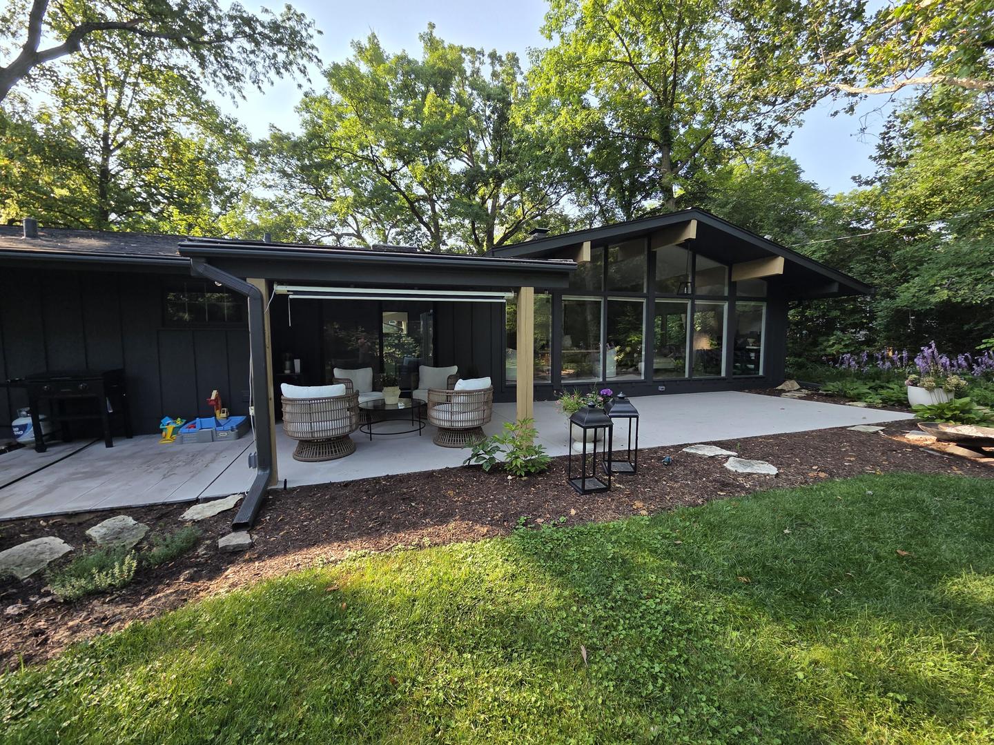 4th image of 3S220 Blackcherry Ln, Glen Ellyn, IL 60137 | MLS# 12708174
