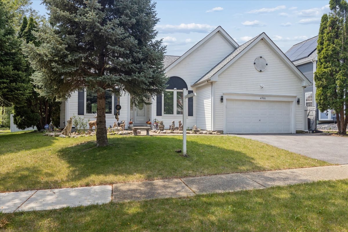 Homes for sale in Plainfield, IL | 4700 Chapman Dr, Plainfield, IL 60586 | MLS# 12708193