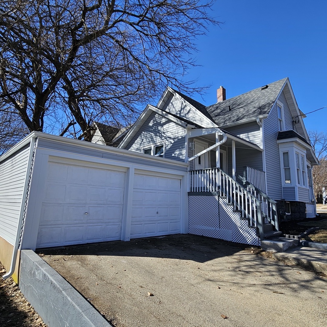 4th image of 945 North Ave, Rockford, IL 61103 | MLS# 12708210