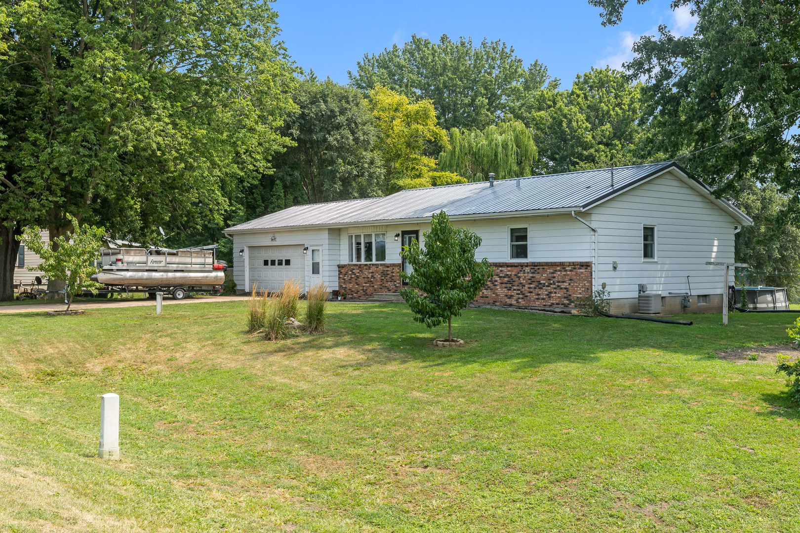 2nd image of 24718 1st Ave N, Hillsdale, IL 61257 | MLS# 12708223