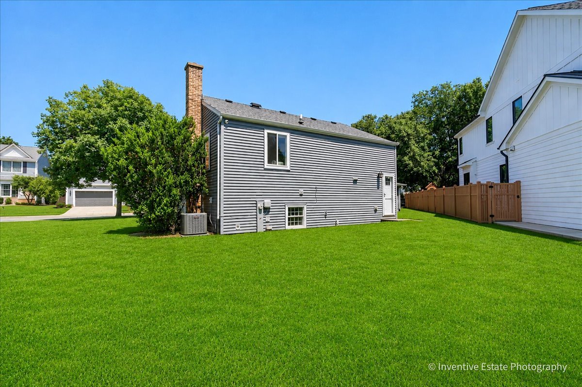 Homes for sale in Elmhurst, IL | 331 W Hillside Ave, Elmhurst, IL 60126 | MLS# 12708290