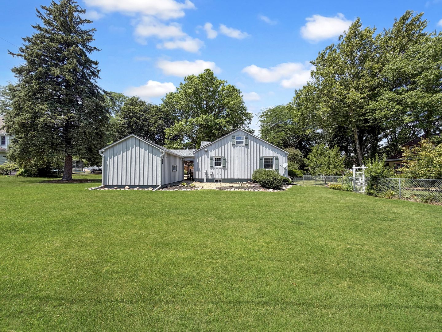 Homes for sale in Shannon, IL | 309 S Linn St, Shannon, IL 61078 | MLS# 12708372