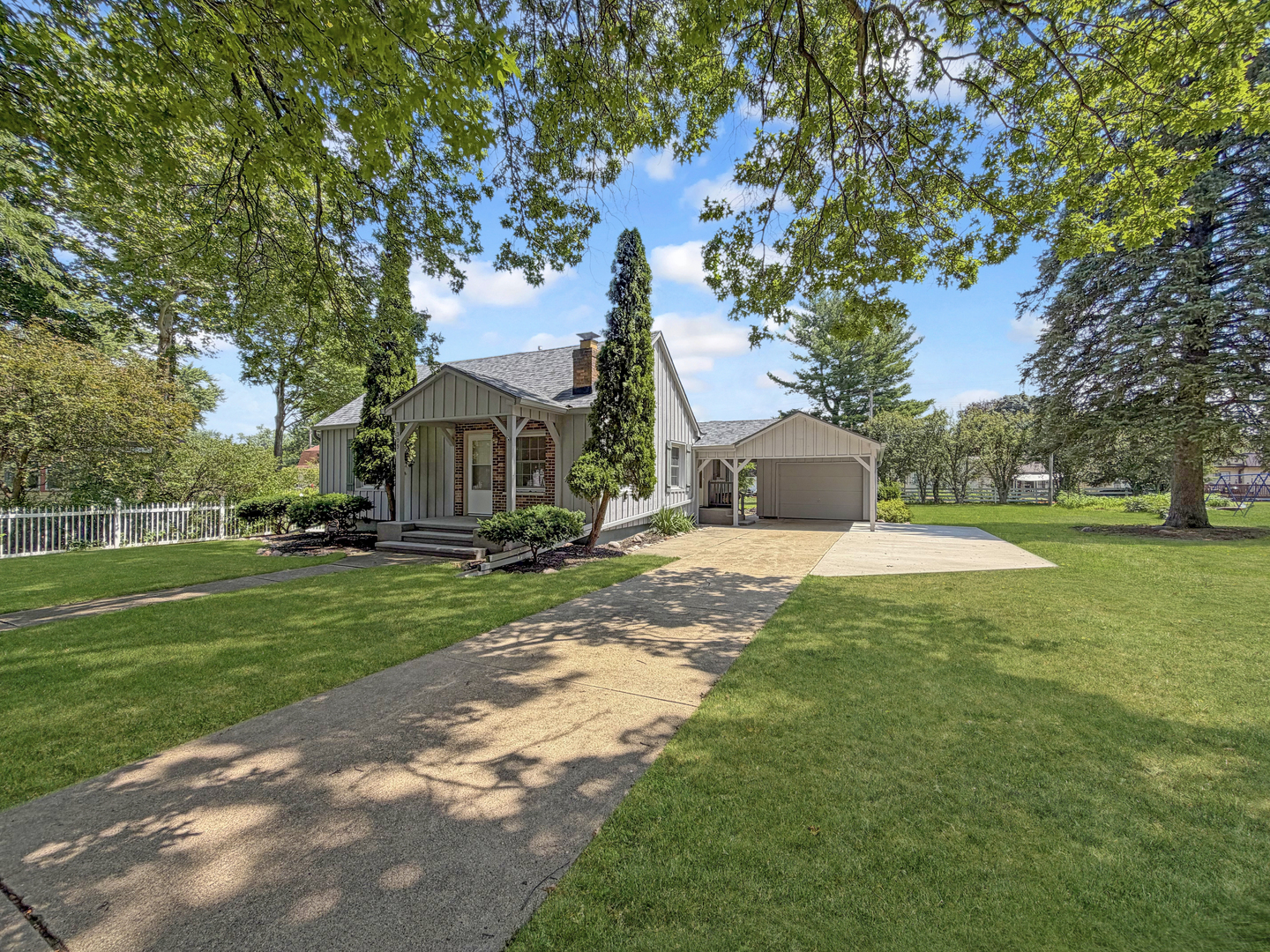 Homes for sale in Shannon, IL | 309 S Linn St, Shannon, IL 61078 | MLS# 12708372