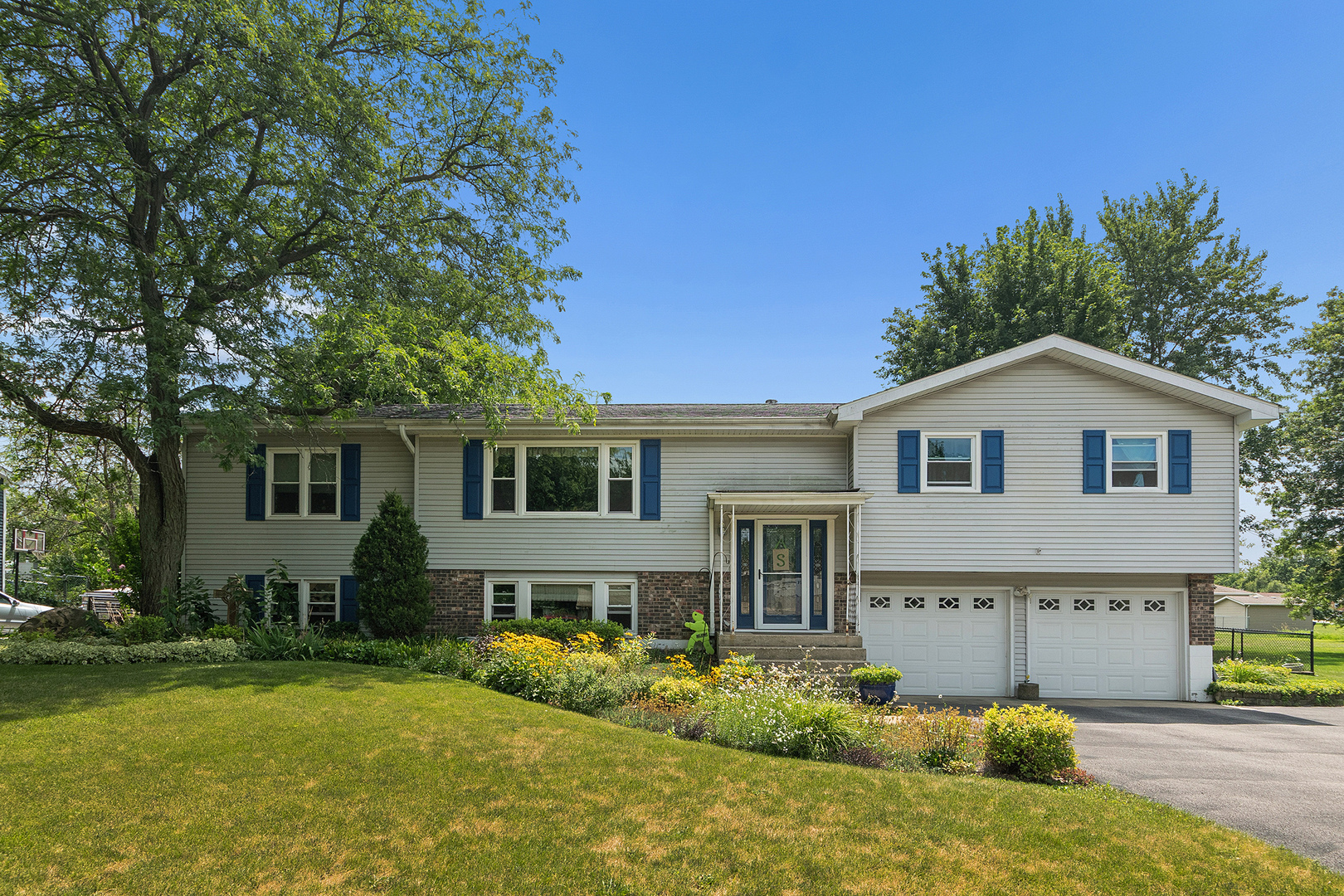 1st image of 920 Regent St, New Lenox, IL 60451 | MLS# 12708381