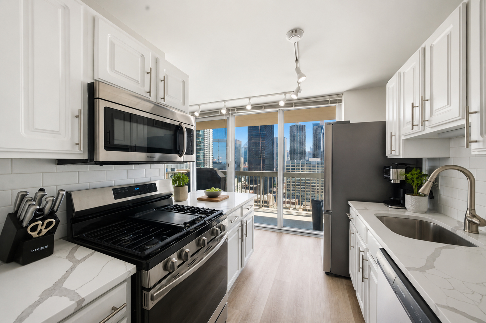 4th image of 545 N Dearborn St #2607, Chicago, IL 60654 | MLS# 12708416
