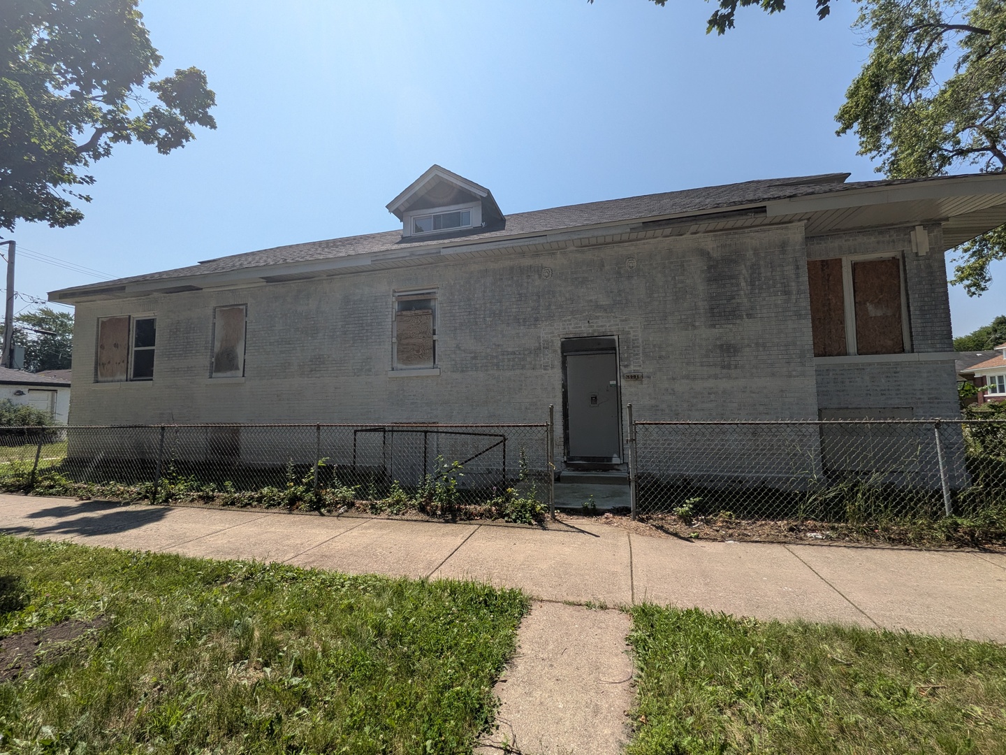 3rd image of 8001 S Laflin St, Chicago, IL 60620 | MLS# 12708456