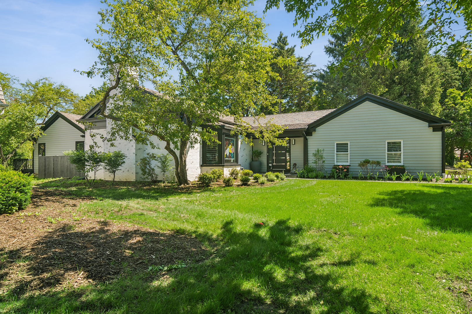 2nd image of 4643 Lake Point Cir, Long Grove, IL 60047 | MLS# 12708532