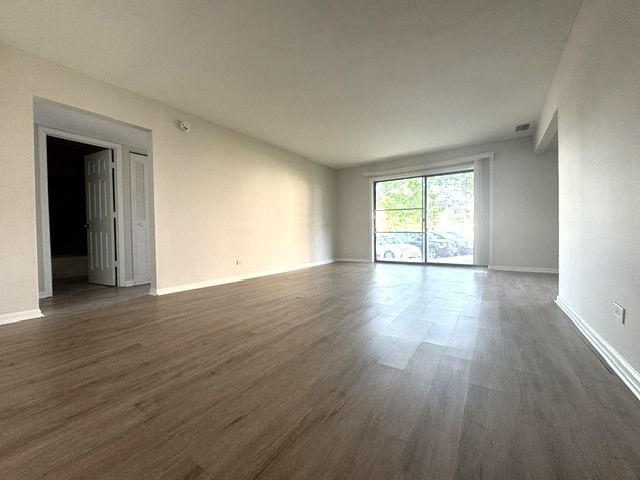 Homes for sale in Palatine, IL | 2000 Bayside Dr #110, Palatine, IL 60074 | MLS# 12708544