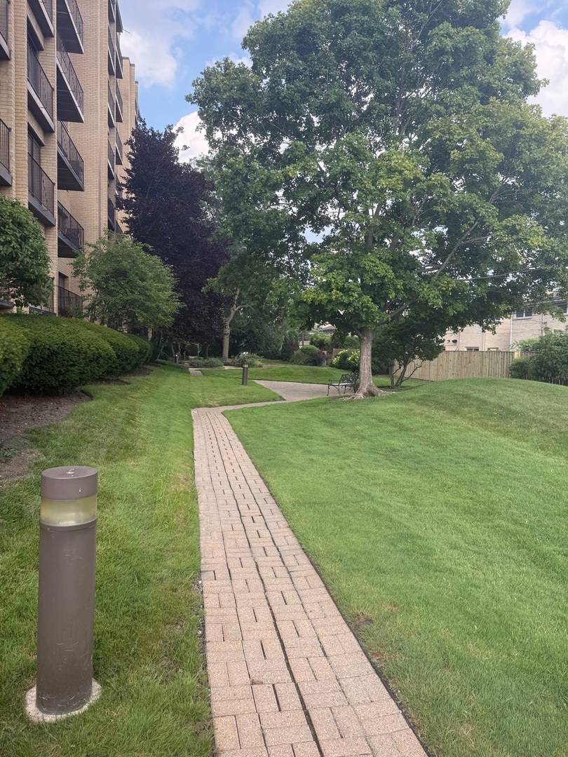 16th image of 4601 W Touhy Ave #506, Lincolnwood, IL 60712 | MLS# 12708577