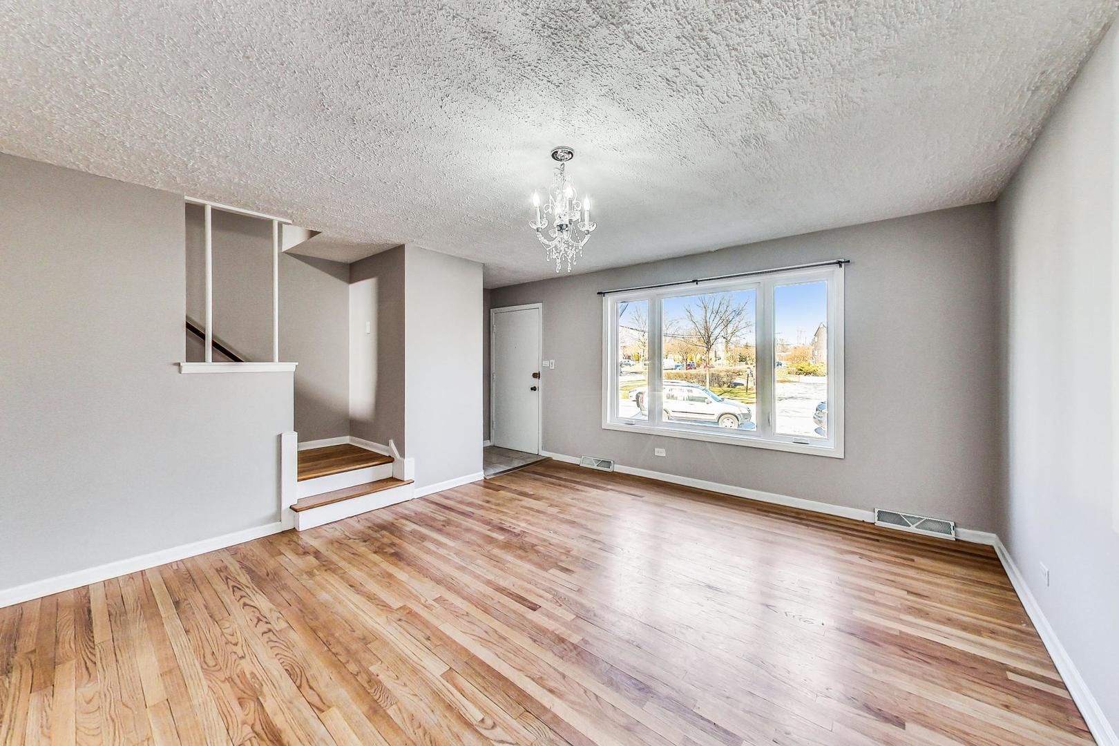 2nd image of 4839 Crain St, Skokie, IL 60077 | MLS# 12708585
