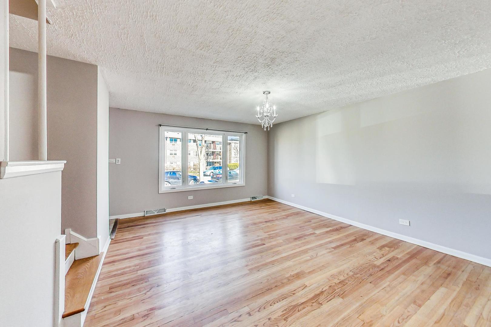 4th image of 4839 Crain St, Skokie, IL 60077 | MLS# 12708585