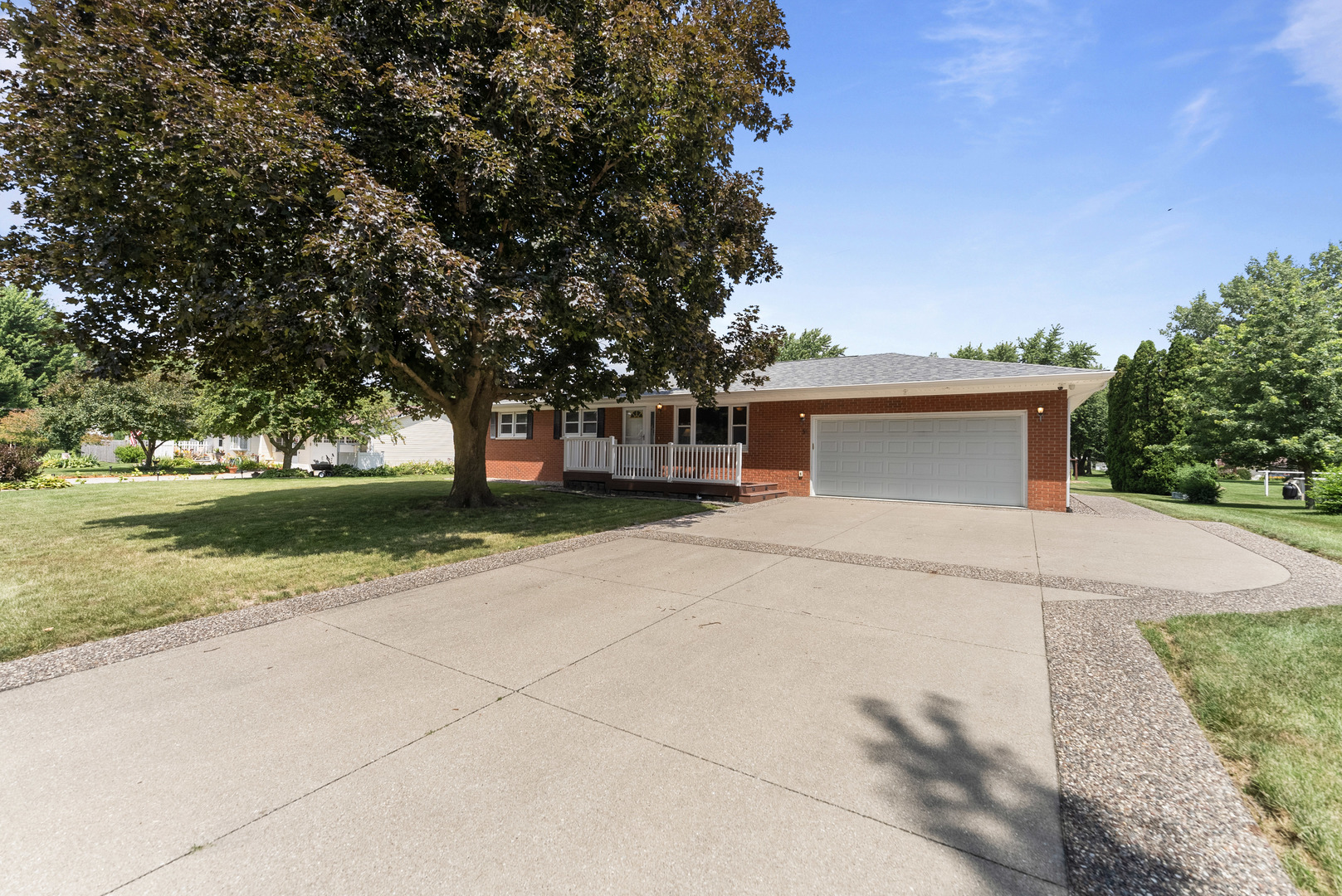 Homes for sale in Coal Valley, IL | 58 Douglas Dr, Coal Valley, IL 61240 | MLS# 12708613