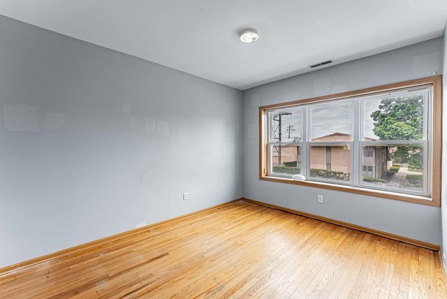 4th image of 5543 W Diversey Ave, Chicago, IL 60639 | MLS# 12708770