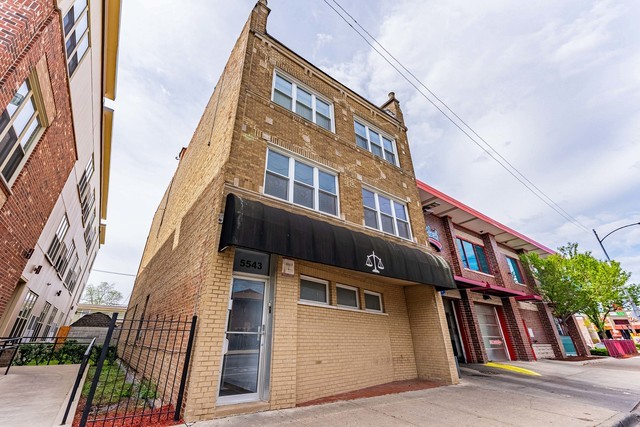 33rd image of 5543 W Diversey Ave, Chicago, IL 60639 | MLS# 12708770