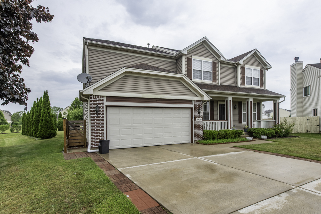 Homes for sale in Beach Park, IL | 39689 Lynsee Ct, Beach Park, IL 60083 | MLS# 12708779