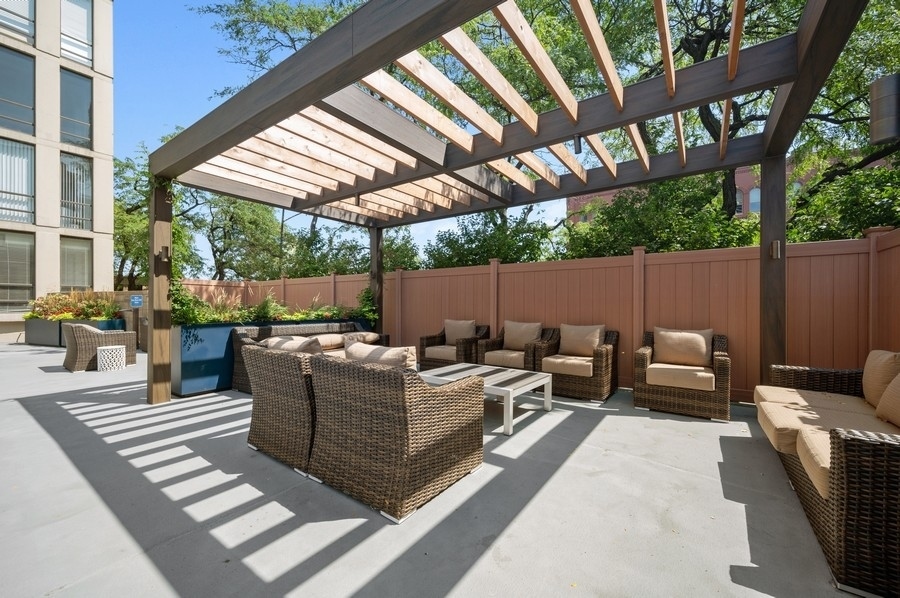 4th image of 1660 N La Salle Dr #210, Chicago, IL 60614 | MLS# 12708820