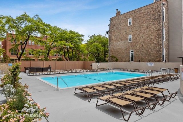 3rd image of 1660 N La Salle Dr #210, Chicago, IL 60614 | MLS# 12708820