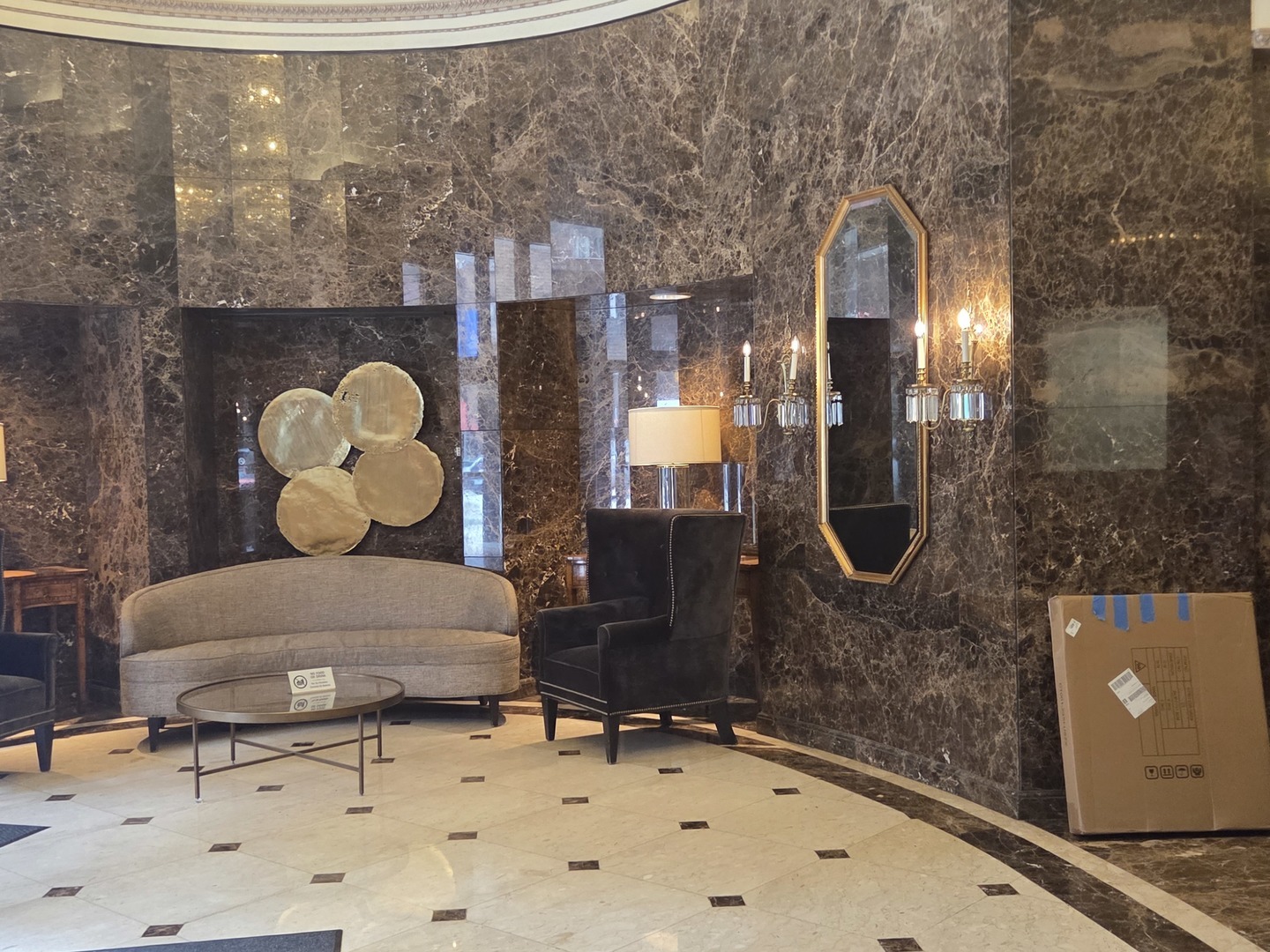 2nd image of 10 E Ontario St #4007, Chicago, IL 60611 | MLS# 12708830